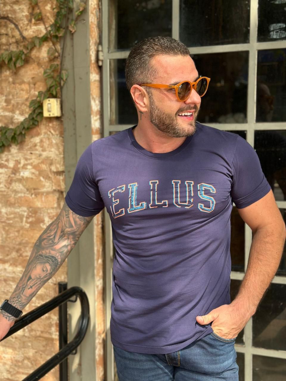 Camiseta de Algodão Ellus Azul Marinho – Corte Moderno