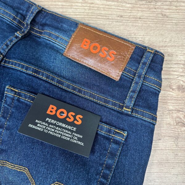 Calça Jeans Hugo Boss - Estilo que fala por você - Image 4