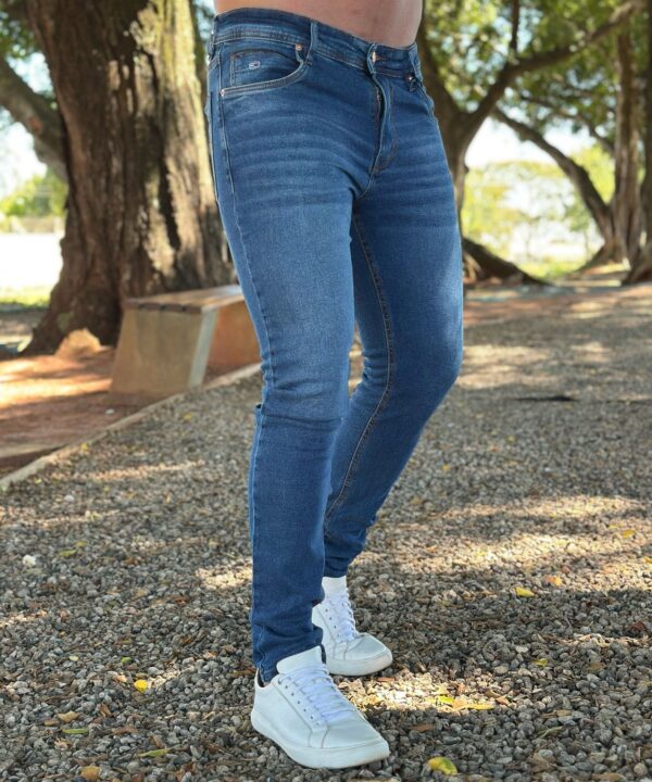 Calça Jeans TH DFC | Estilo Exclusivo e Conforto Premium - Image 2