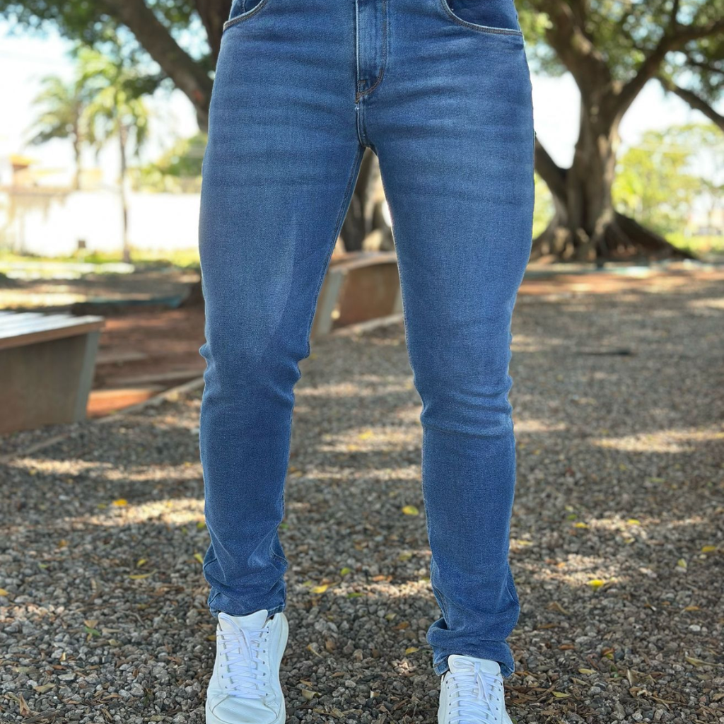 – Calça Masculina Armani DFX – Essencial no Guarda-Roupa