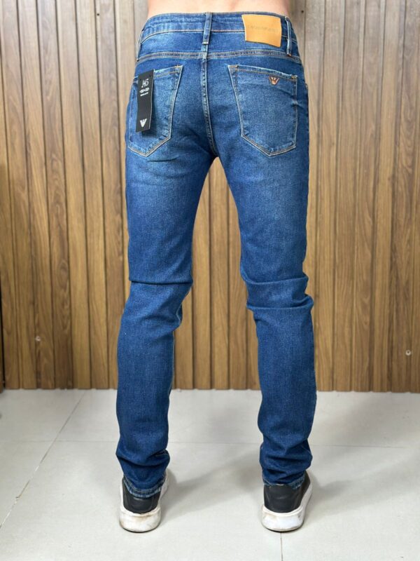 Calça Jeans Armani – Qualidade Italiana e Design Impecável - Image 3