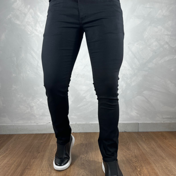 Calça Jeans Masculina Armani DK – Corte Slim, Lavagem Escura  Oferta Exclusiva