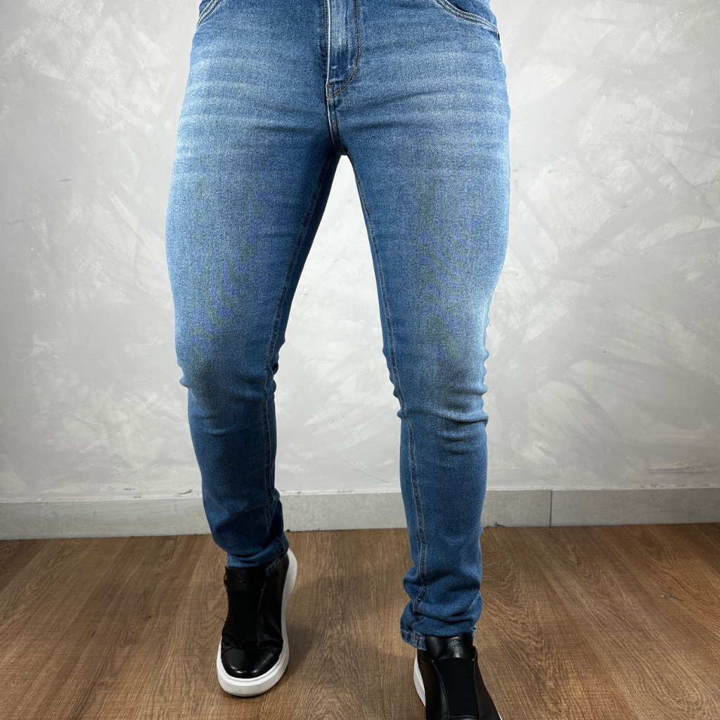 Calça Jeans LCT DFC | Estilo Urbano e Conforto com Toque Premium