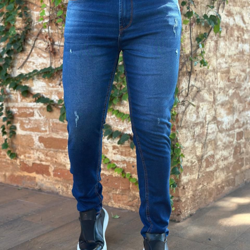 Calça Diesel DFC Skinny | Estilo Agressivo e Conforto com Elastano