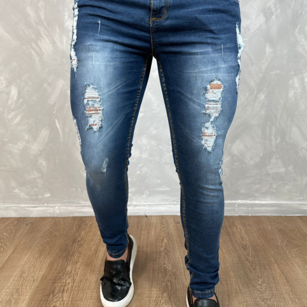 Calça Jeans Lacoste – Design Urbano e Conforto que Impressiona